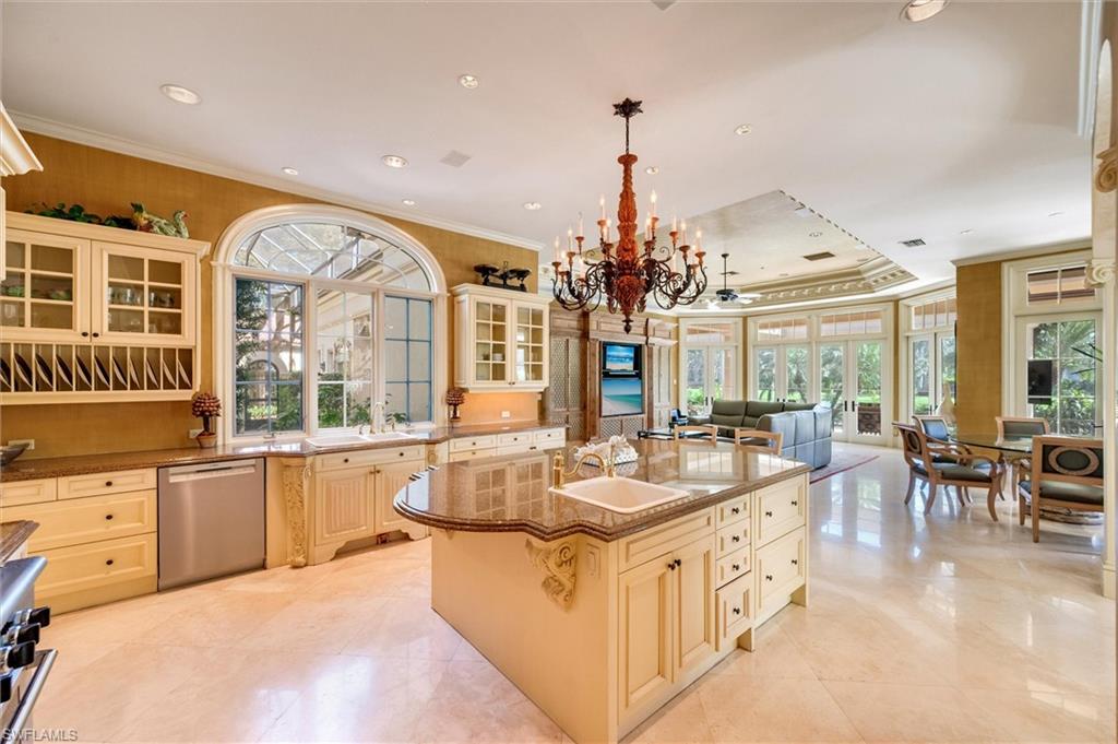 ESTATES AT BAY COLONY GOLF CLUB - Residential