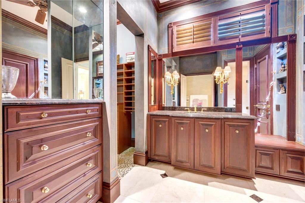 ESTATES AT BAY COLONY GOLF CLUB - Residential