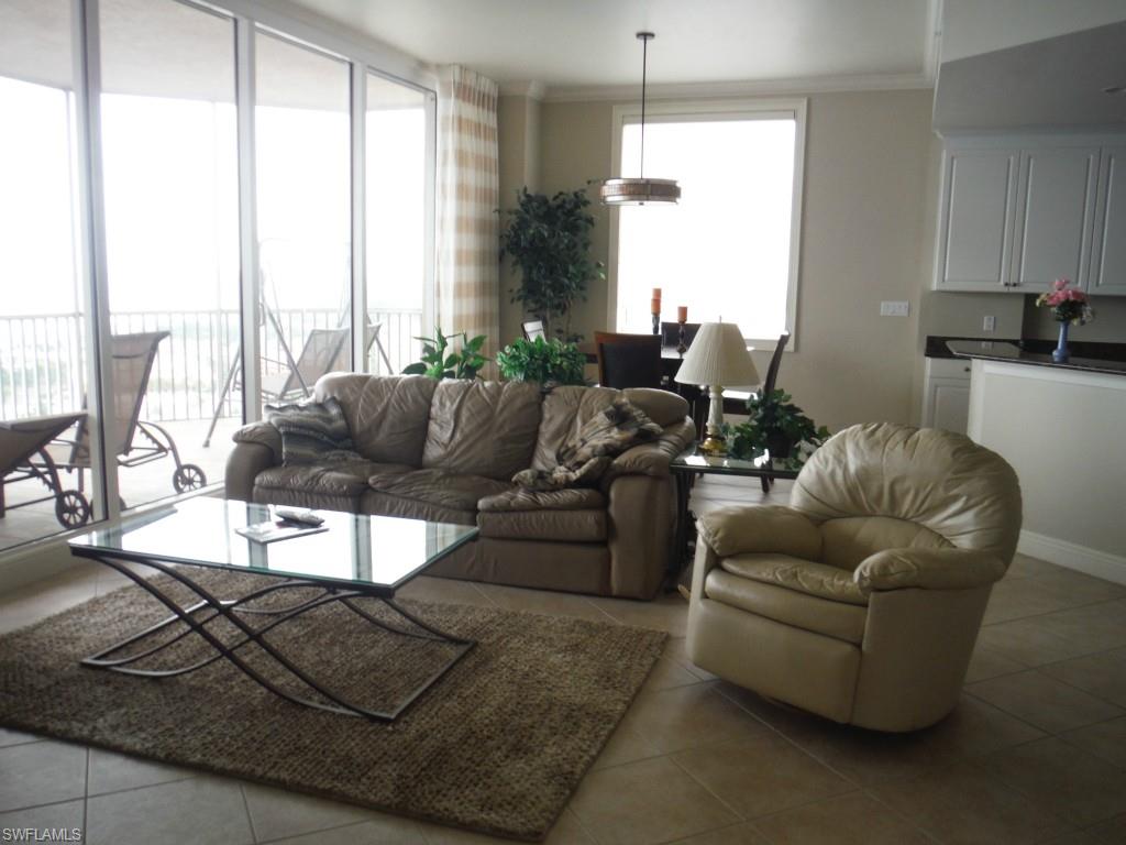 HIGH POINT PLACE - Residential