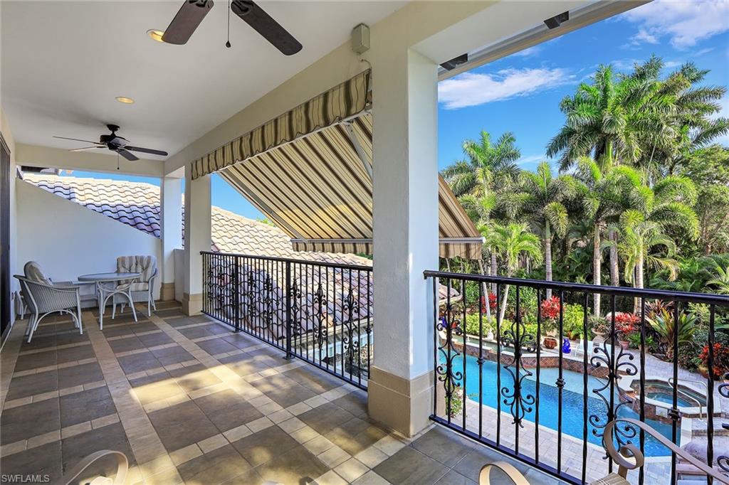 MOORINGS - Residential