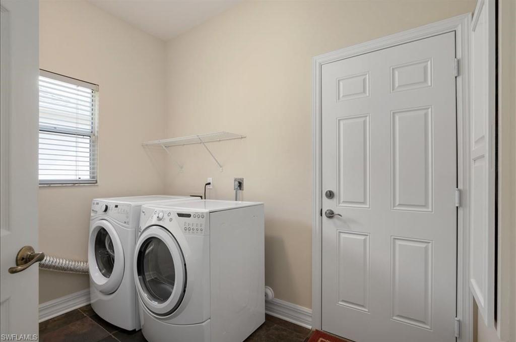 MAPLEWOOD - Residential