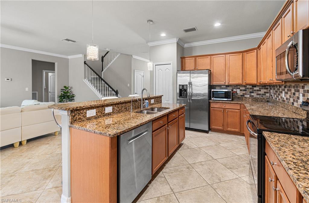 REFLECTION ISLES - Residential