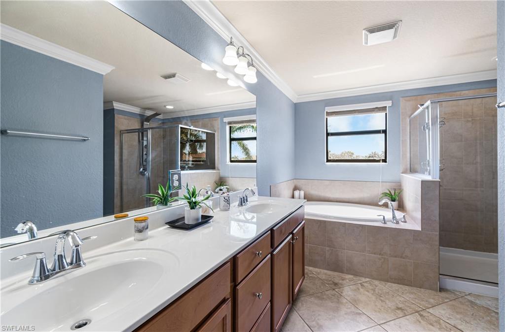 REFLECTION ISLES - Residential