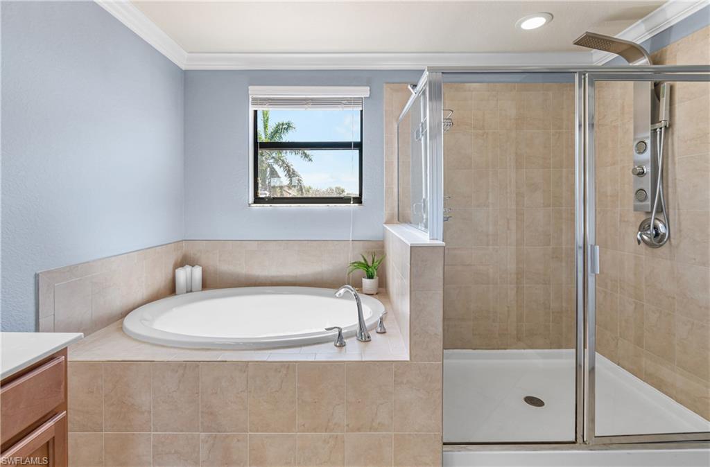 REFLECTION ISLES - Residential