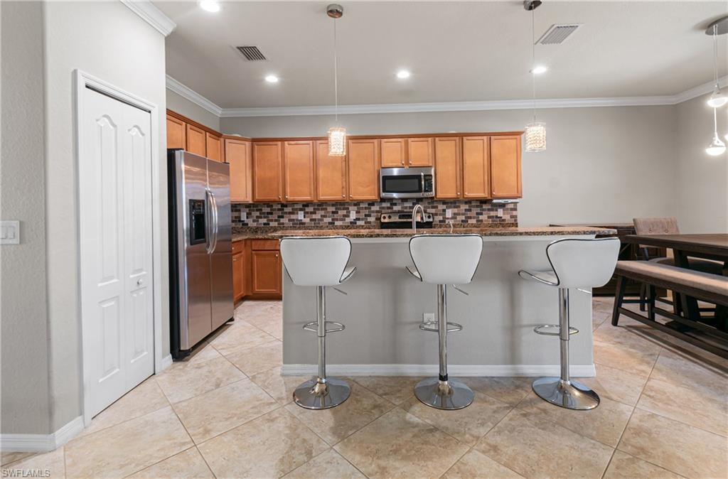 REFLECTION ISLES - Residential