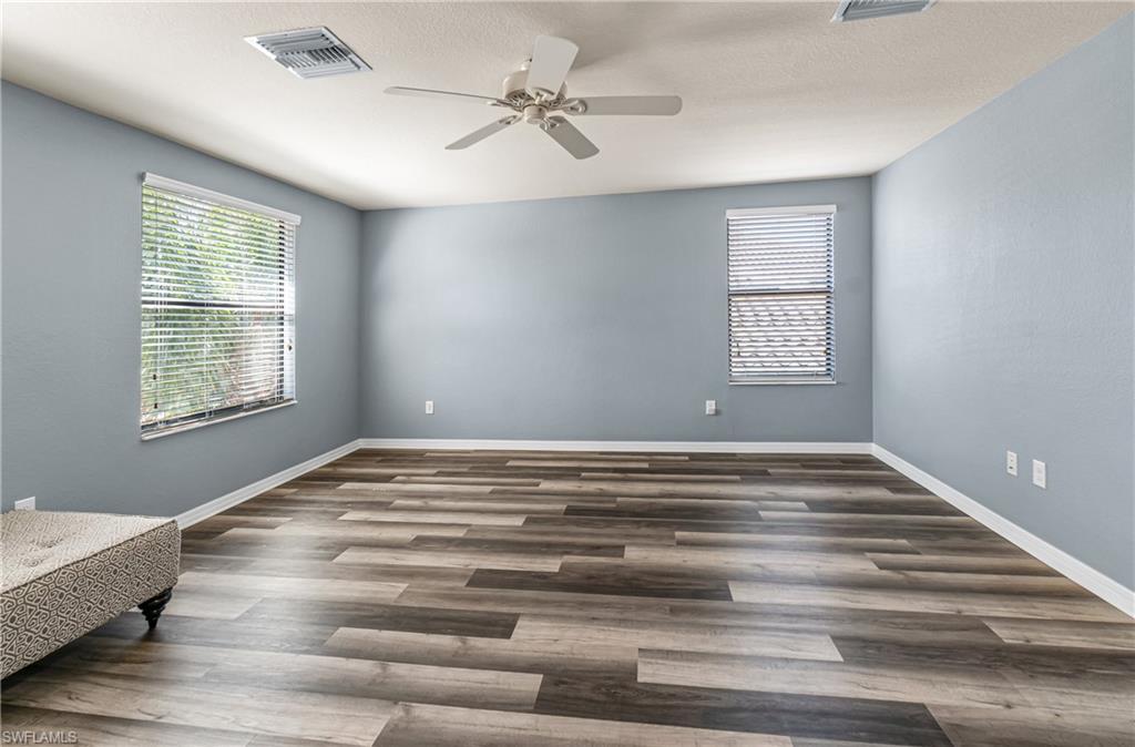 REFLECTION ISLES - Residential