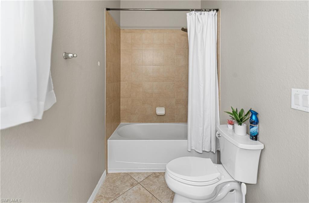 REFLECTION ISLES - Residential