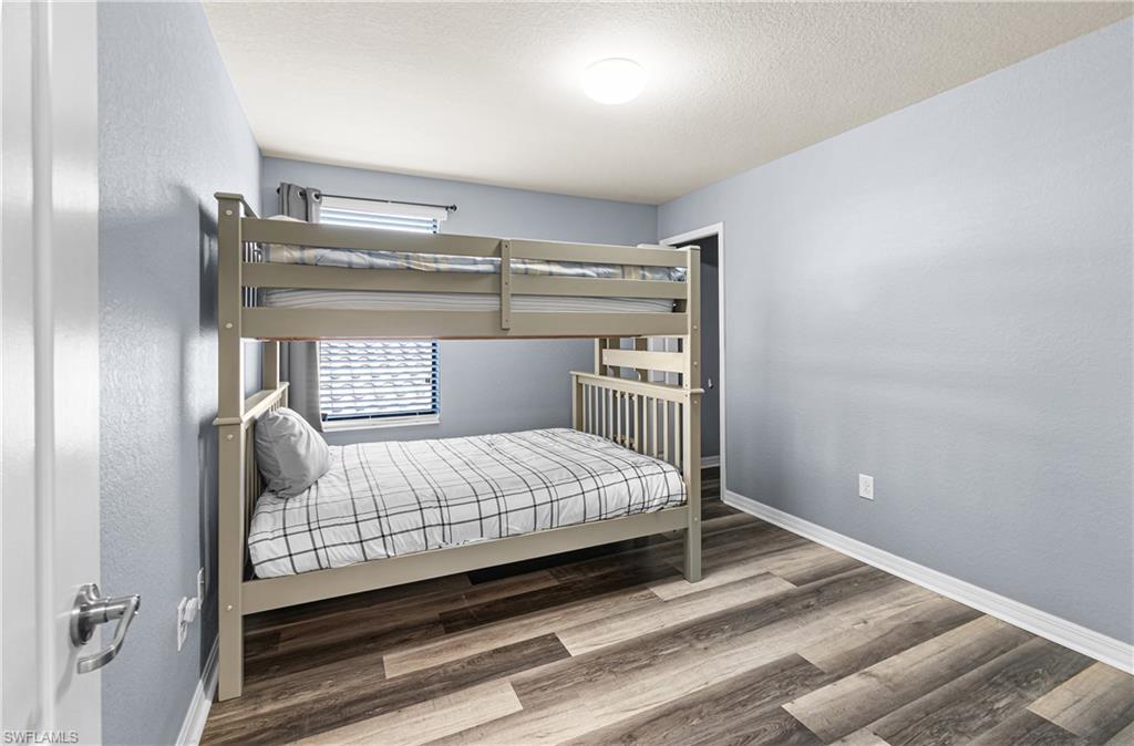 REFLECTION ISLES - Residential