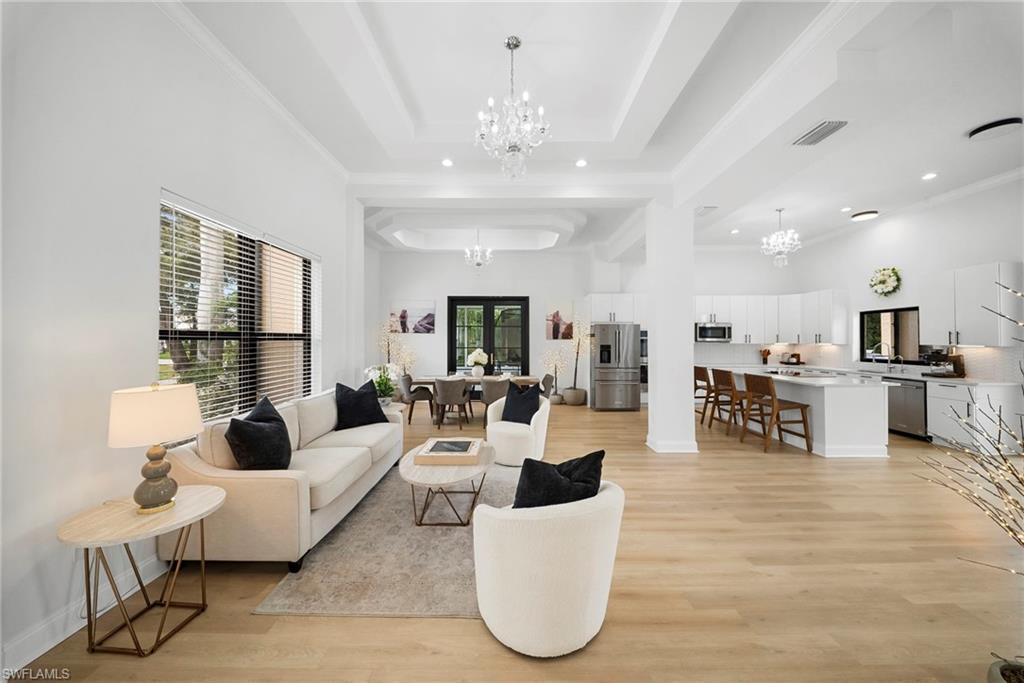 ST. CHARLES HARBOUR - Residential