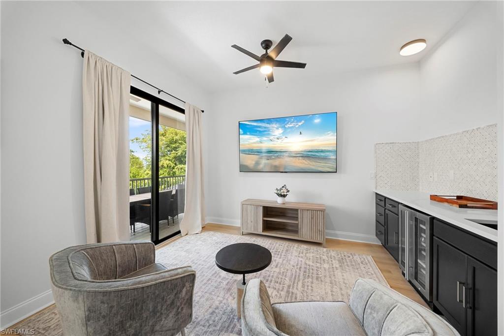 ST. CHARLES HARBOUR - Residential