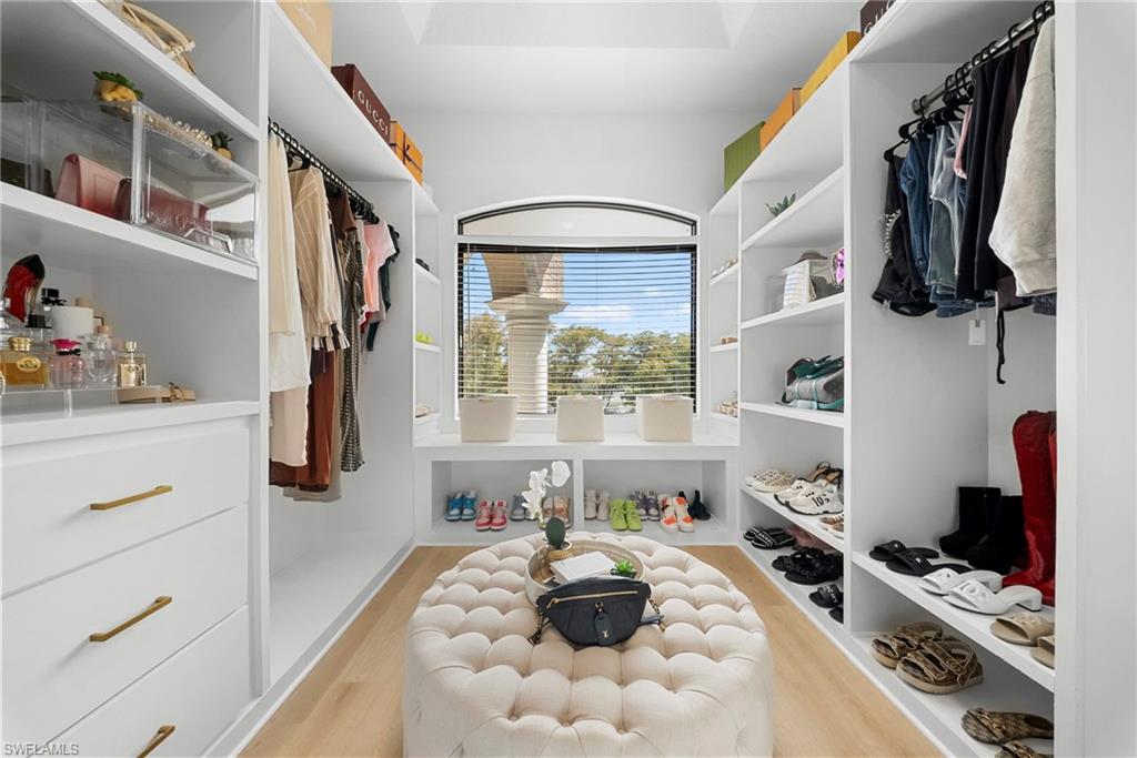 ST. CHARLES HARBOUR - Residential