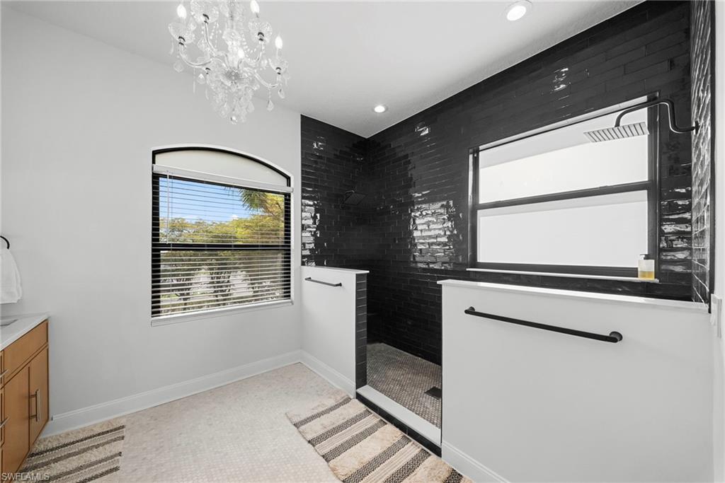 ST. CHARLES HARBOUR - Residential