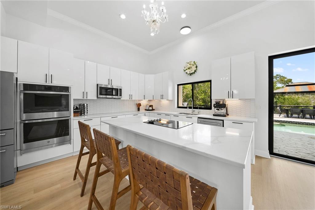 ST. CHARLES HARBOUR - Residential