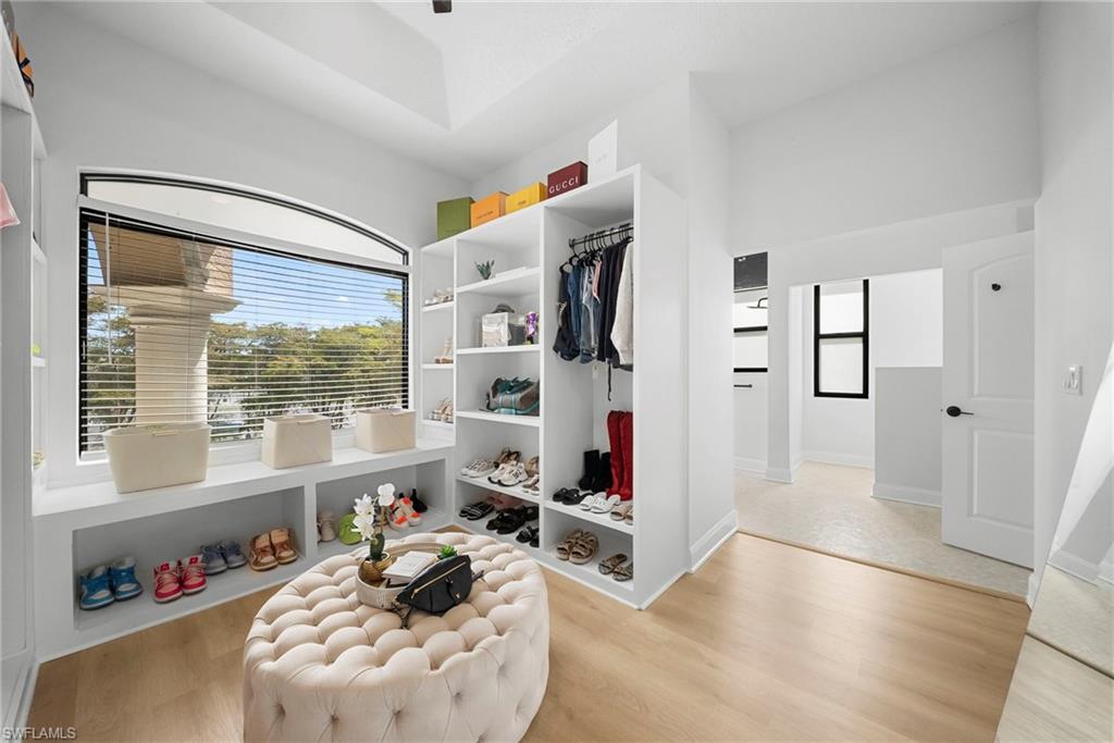 ST. CHARLES HARBOUR - Residential