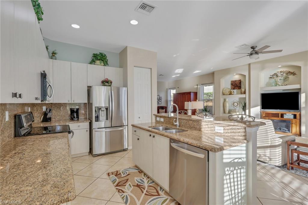 CASCADES AT ESTERO - Residential