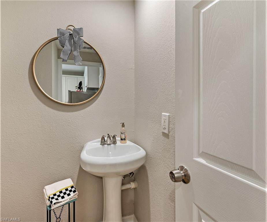 SAIL HARBOUR - Residential