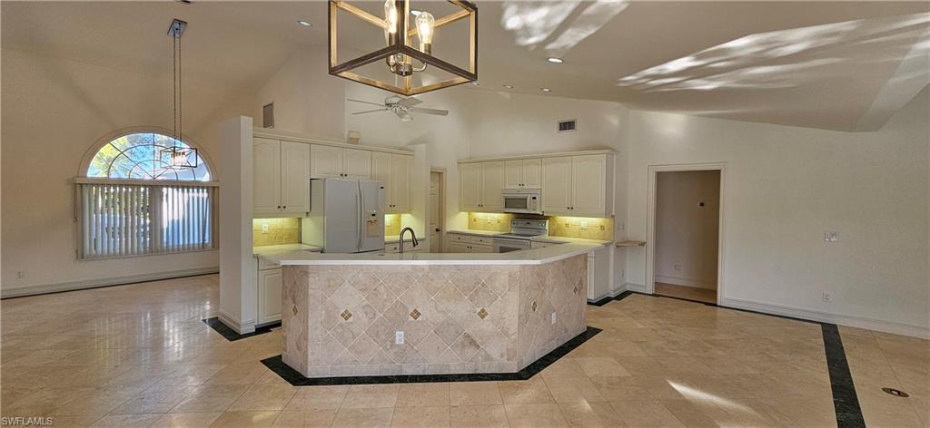 FORT MYERS - Residential Lease