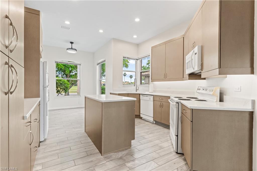 LEXINGTON COUNTRY CLUB - Residential