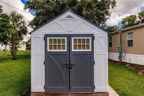 A home in PUNTA GORDA