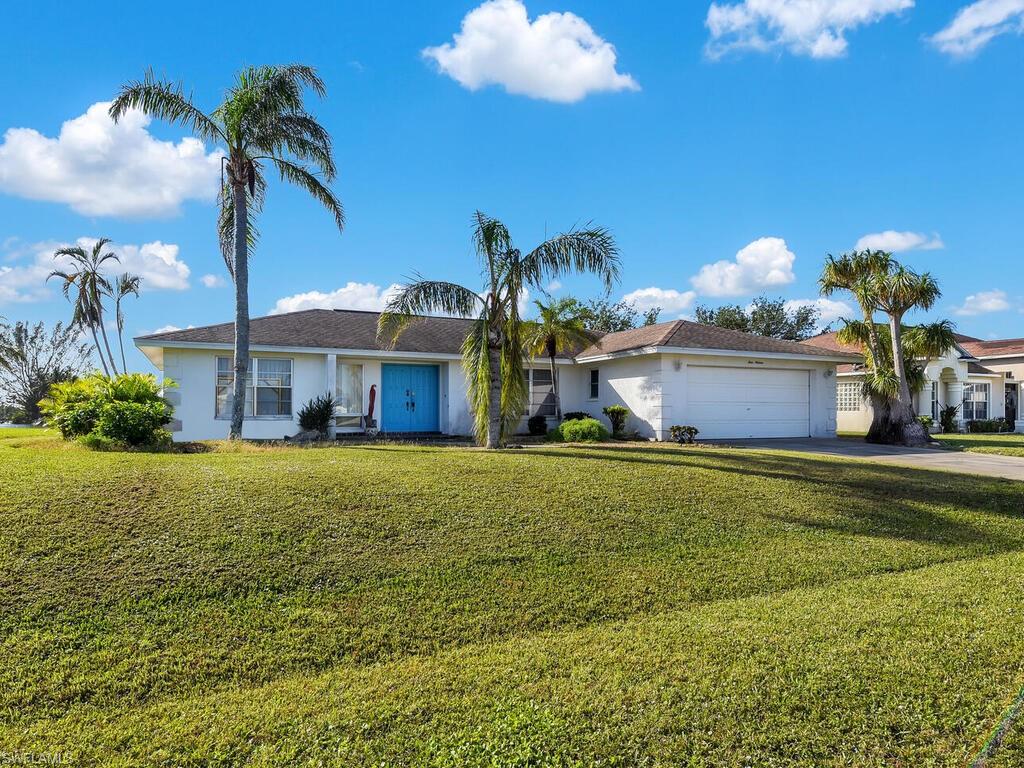 CAPE CORAL - Residential