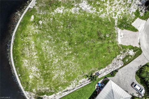 1303 Marlin DR NAPLES FL 34102