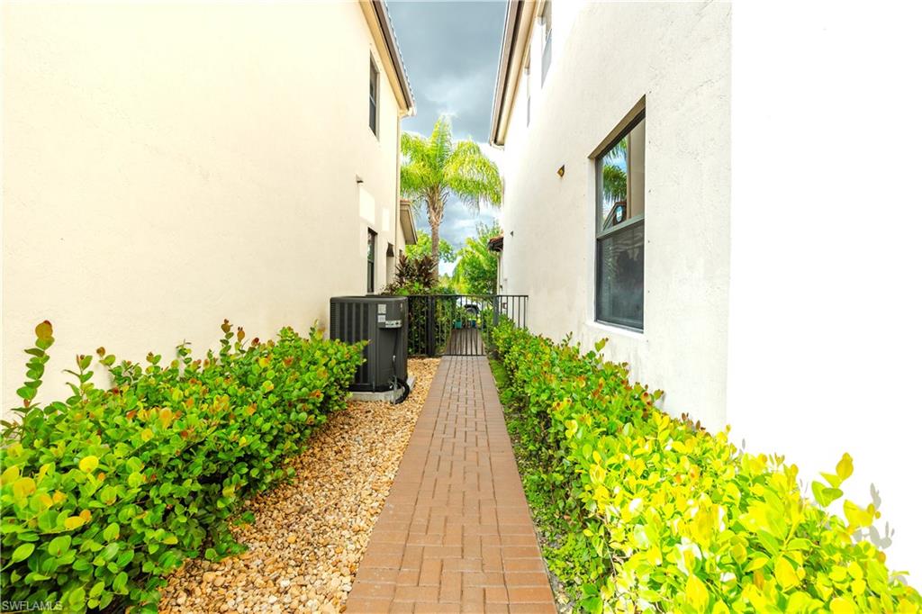 COQUINA AT MAPLE RIDGE - Residential Lease