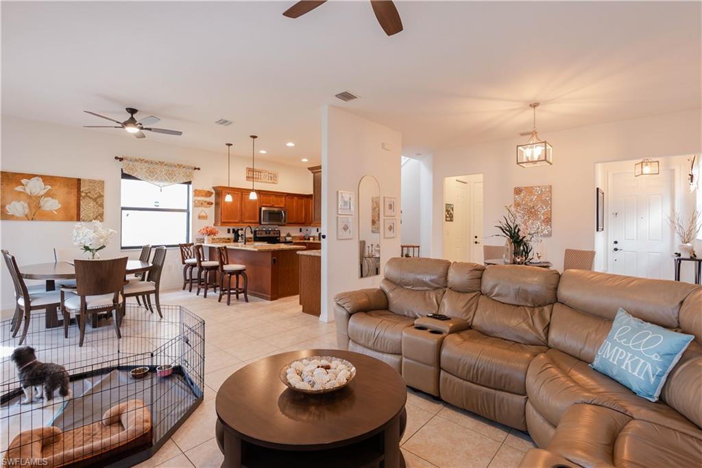 COQUINA AT MAPLE RIDGE - Residential Lease