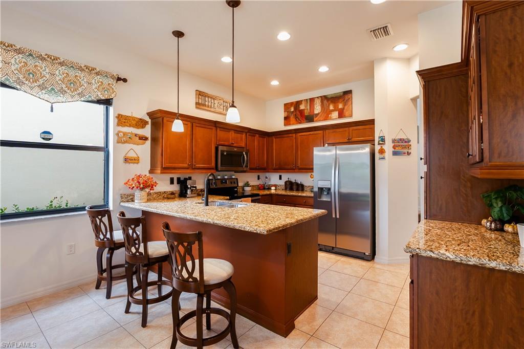 COQUINA AT MAPLE RIDGE - Residential Lease