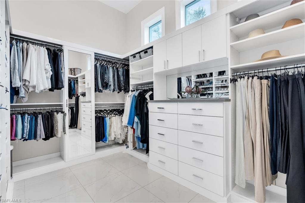 PINE RIDGE - Residential