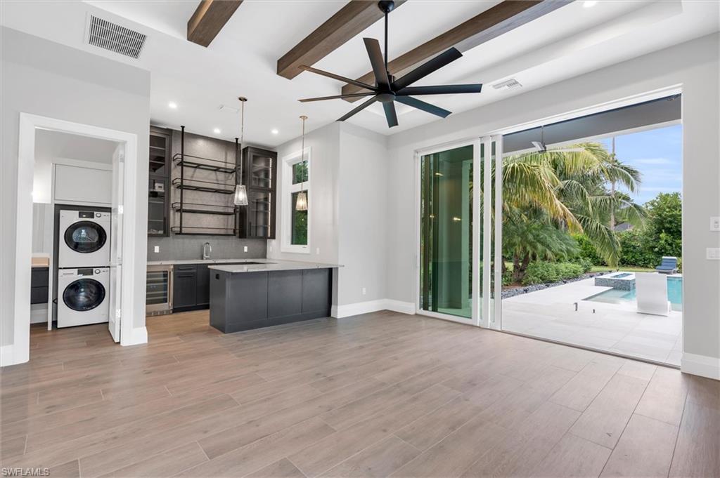 PINE RIDGE - Residential