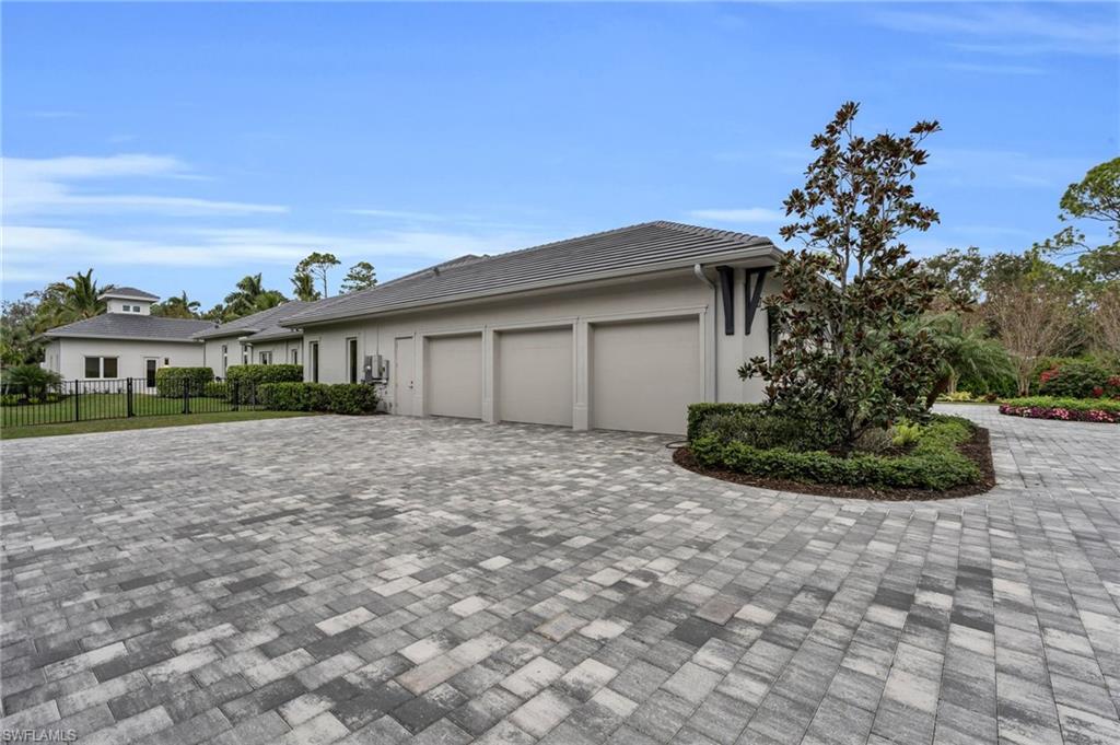 PINE RIDGE - Residential