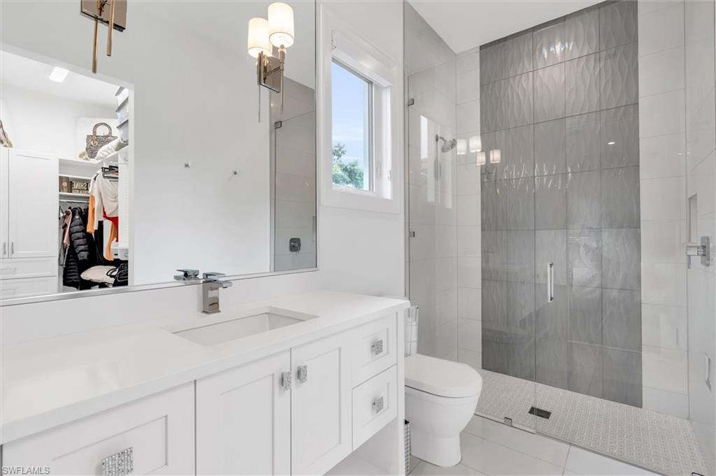 PINE RIDGE - Residential