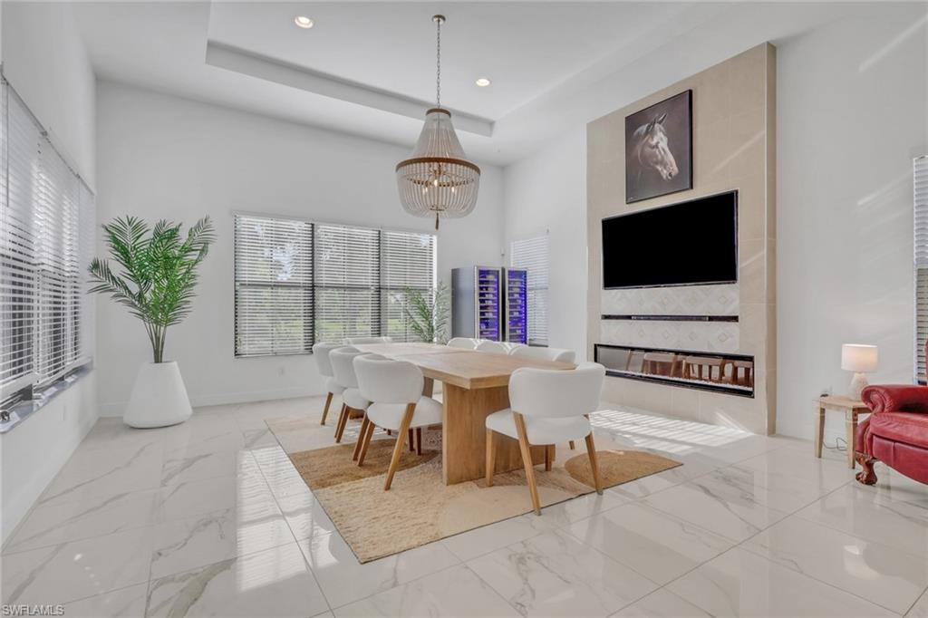 MAPLE RIDGE - Residential