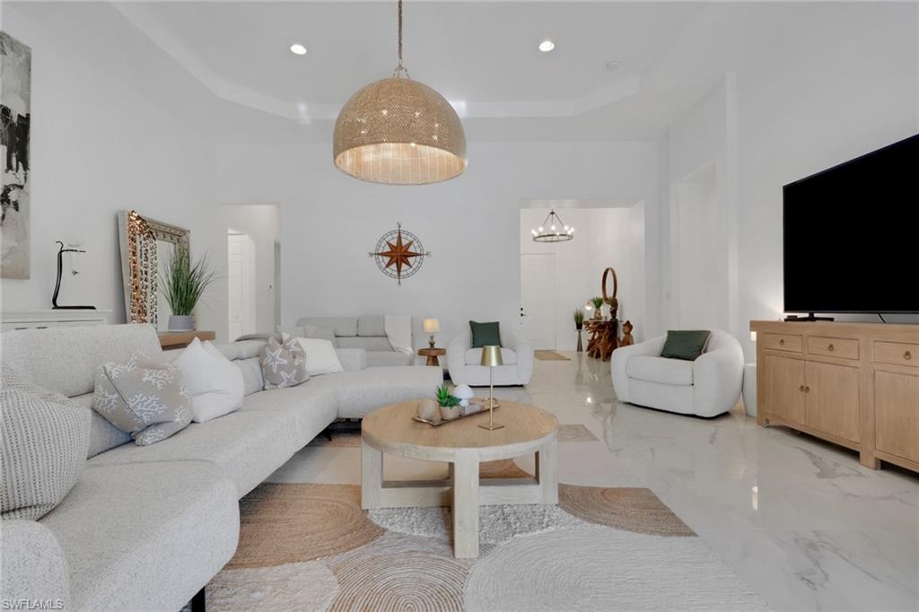 MAPLE RIDGE - Residential