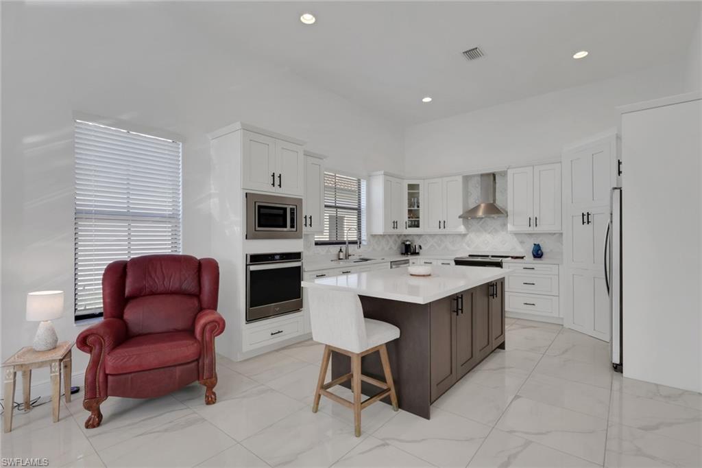 MAPLE RIDGE - Residential