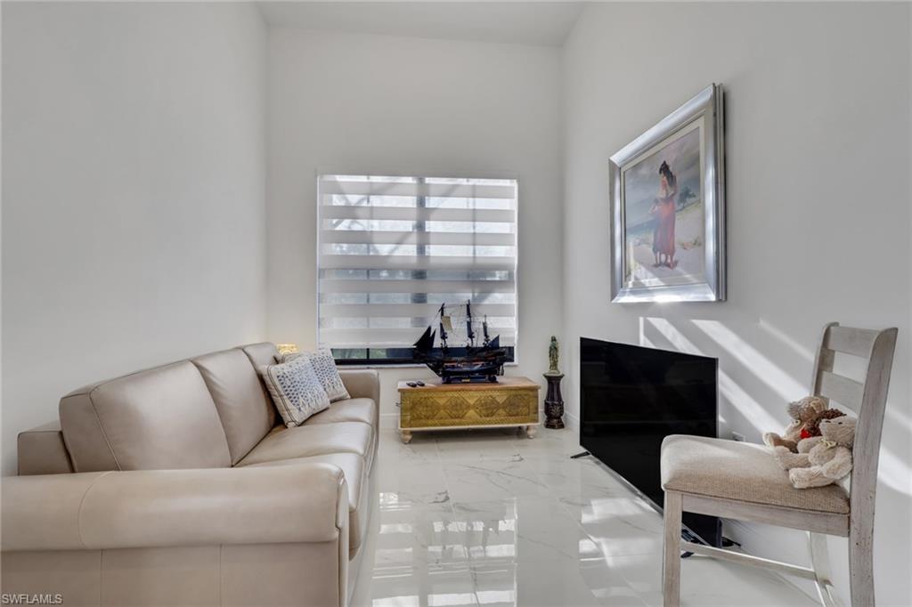 MAPLE RIDGE - Residential