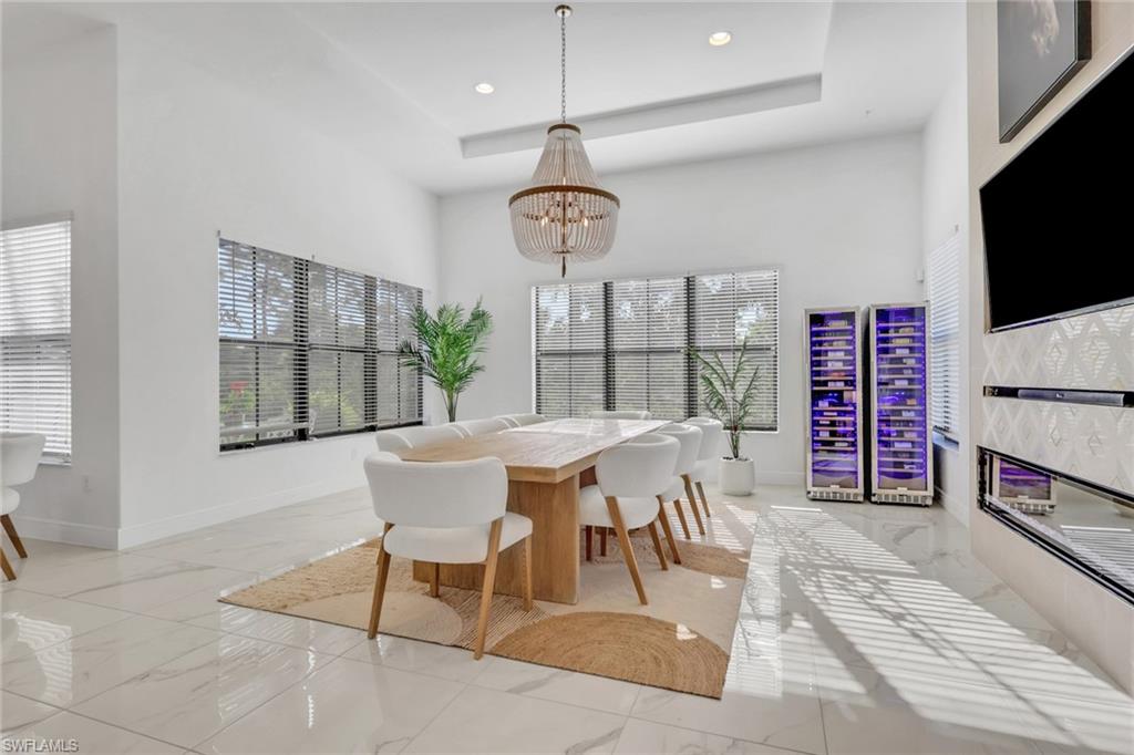 MAPLE RIDGE - Residential