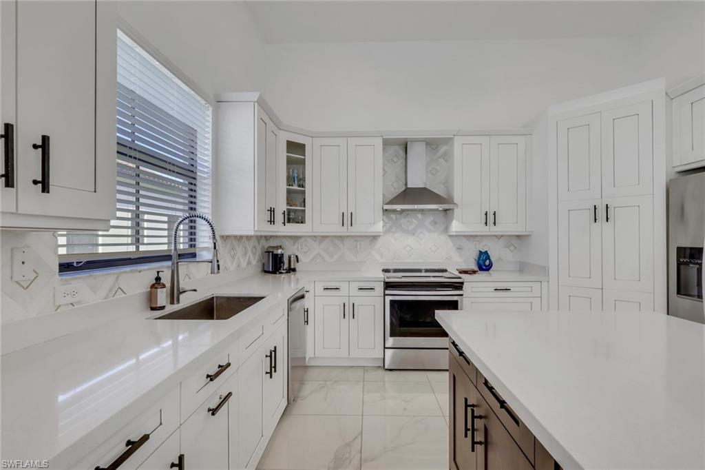 MAPLE RIDGE - Residential