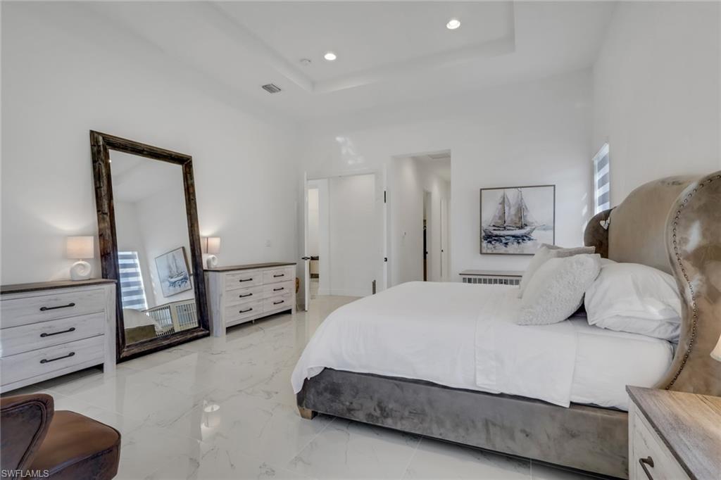 MAPLE RIDGE - Residential