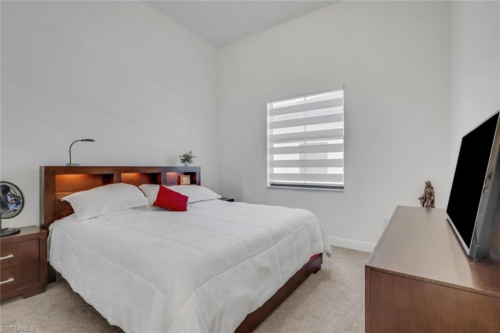 MAPLE RIDGE - Residential