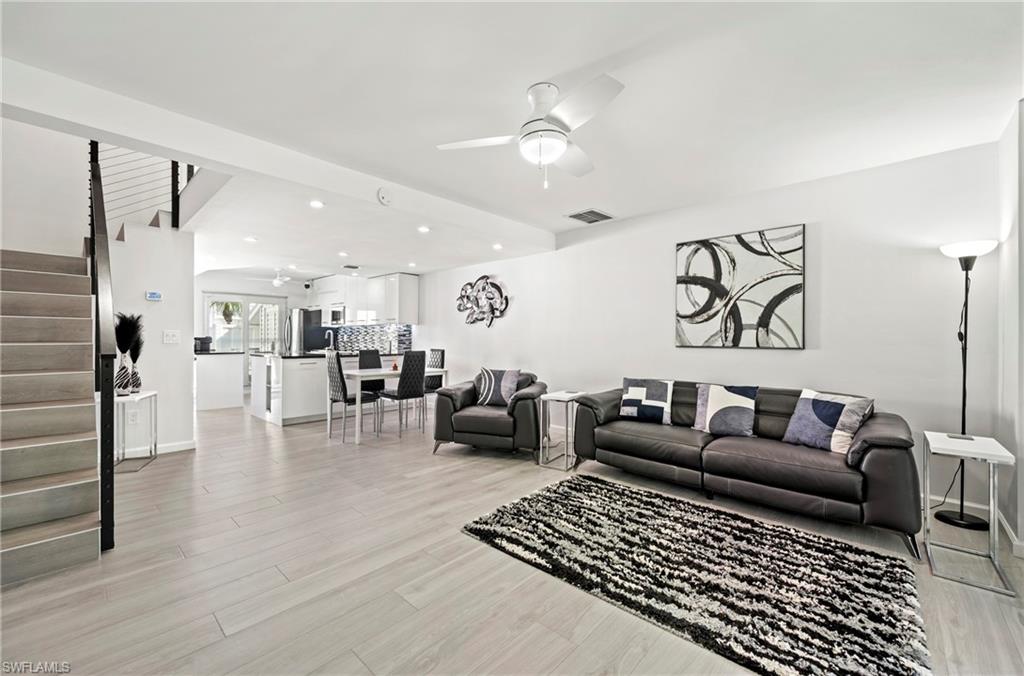 BOARDWALK CAPER - Residential