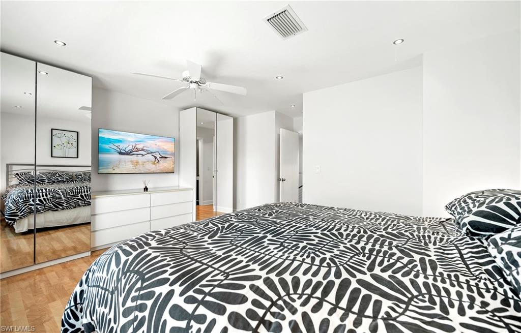 BOARDWALK CAPER - Residential