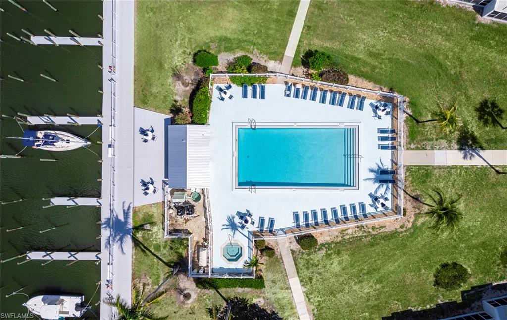 BOARDWALK CAPER - Residential