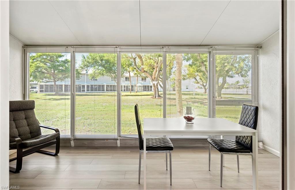 BOARDWALK CAPER - Residential