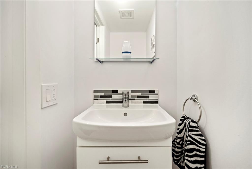 BOARDWALK CAPER - Residential