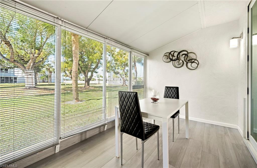 BOARDWALK CAPER - Residential