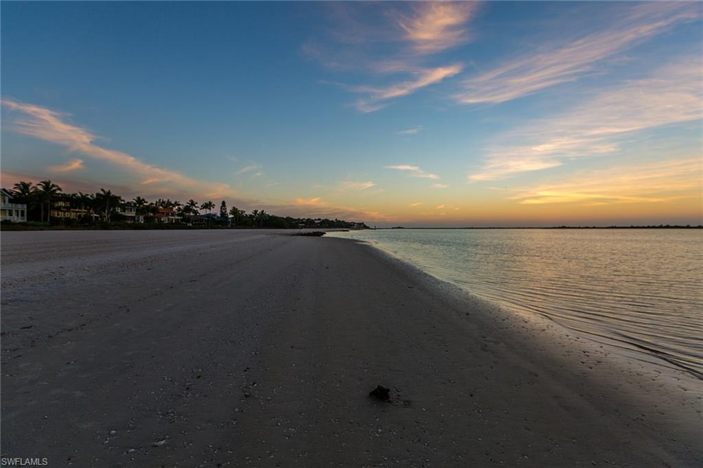 HIDEAWAY BEACH - Land