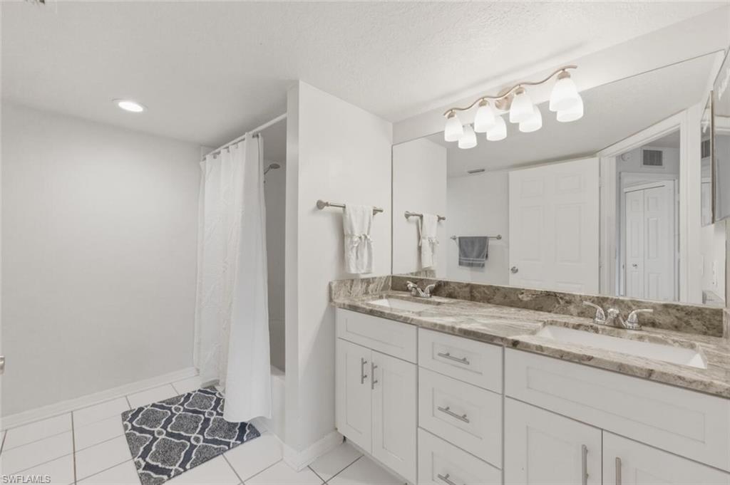 CRESCENT GARDENS - Residential