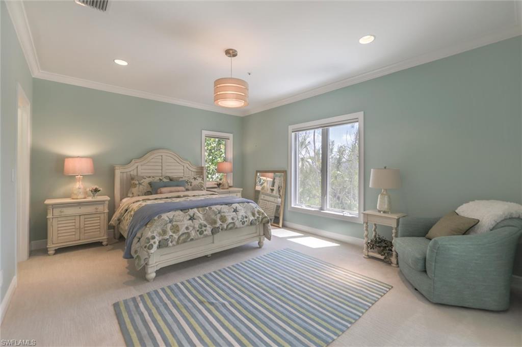 1127 Longifolia CT