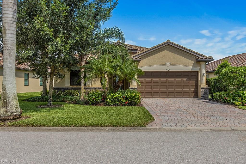 REFLECTION ISLES - Residential